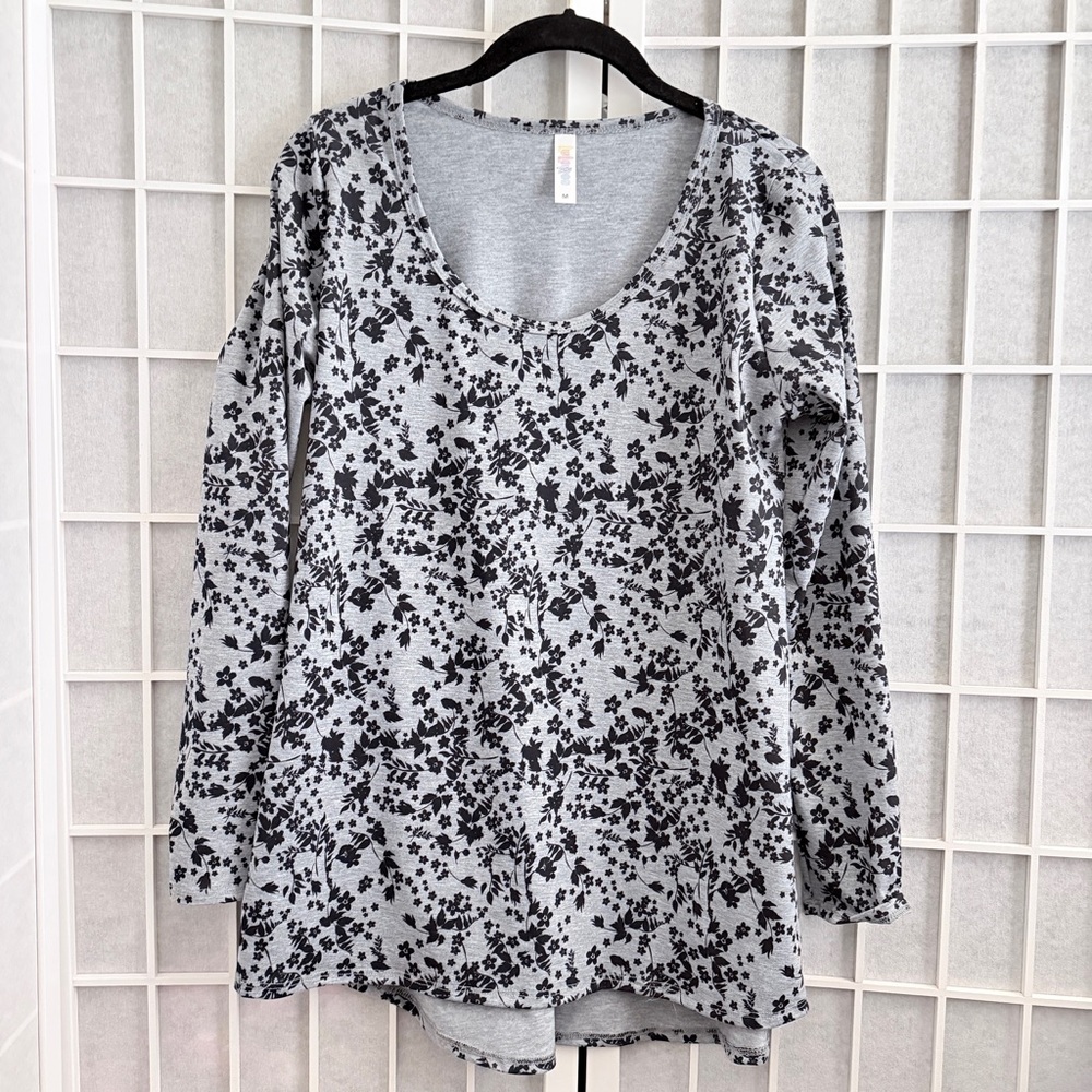 Floral Print Long Sleeve Top - Black and Gray